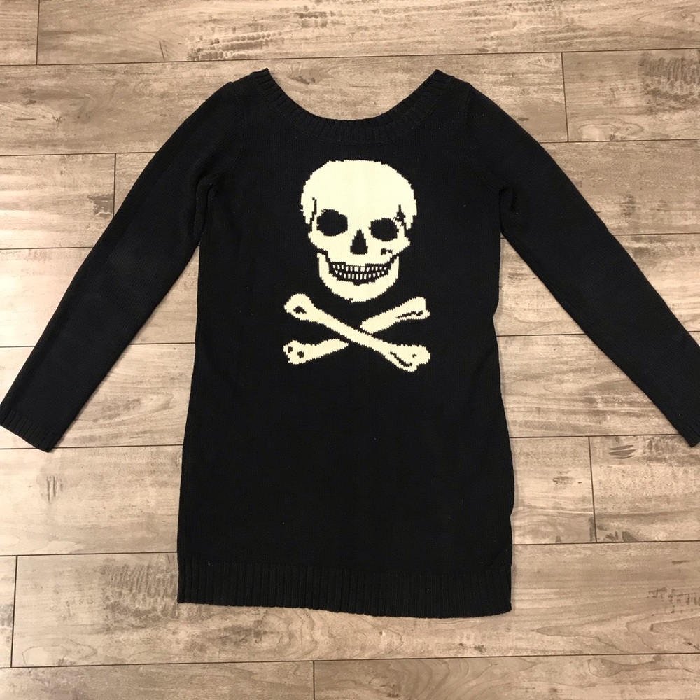 Betsy’s Johnson Skull Sweater vintage